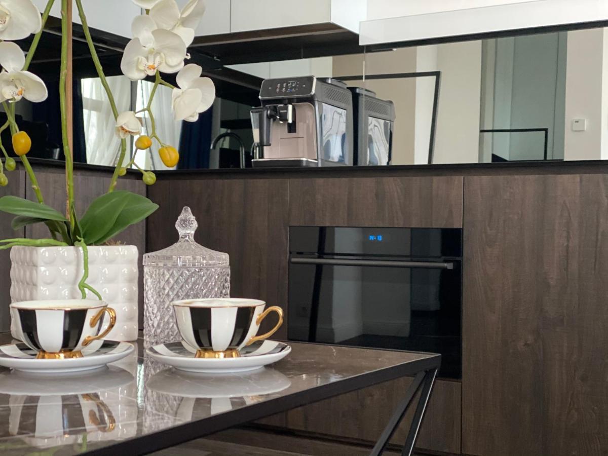 Modern And Luxury Apartment In The Center Of Каунас Екстер'єр фото