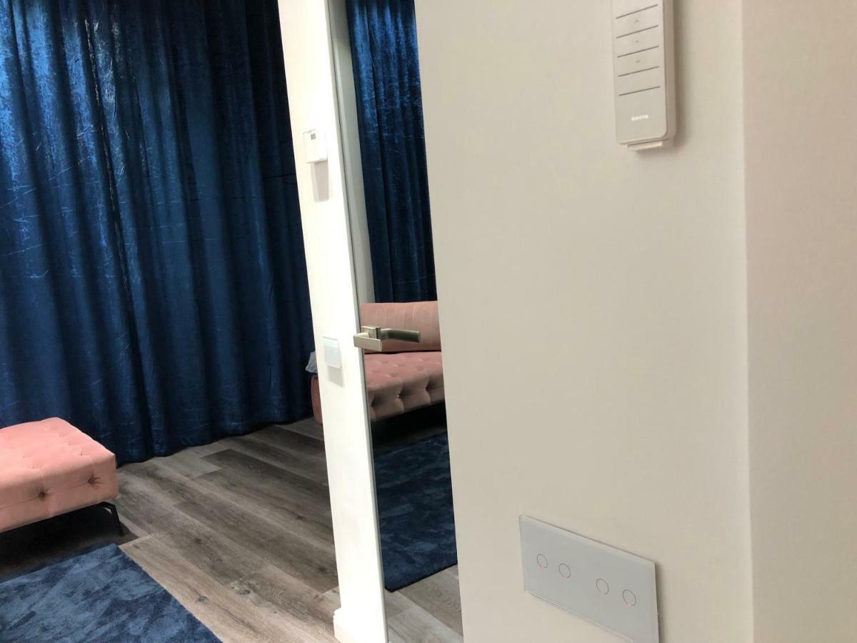 Modern And Luxury Apartment In The Center Of Каунас Екстер'єр фото