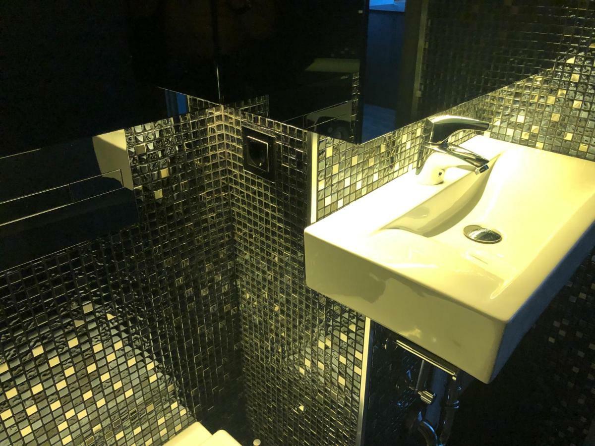 Modern And Luxury Apartment In The Center Of Каунас Екстер'єр фото